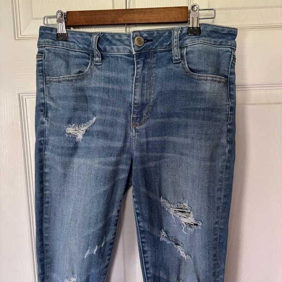 American Eagle Outfitters Denim - American Eagle Women's Distressed High Rise Jeggings Size 10 Regular